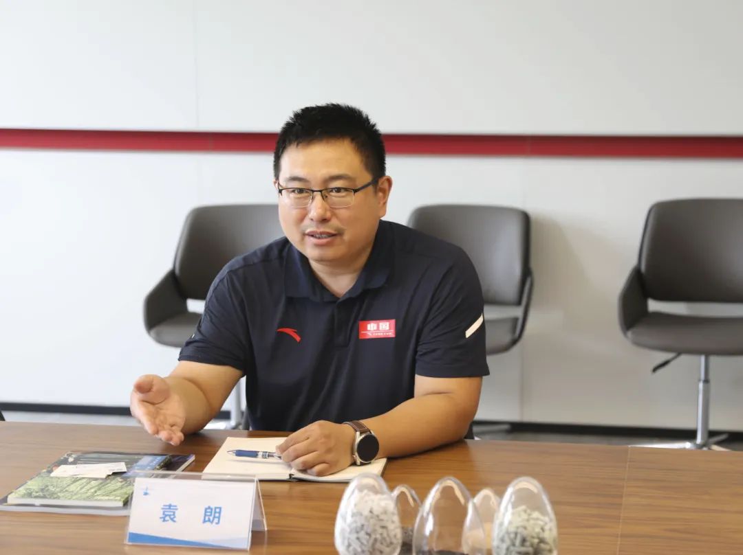 中國中小企業家協會科創工委袁朗主任一行蒞臨中晶環境考察調研