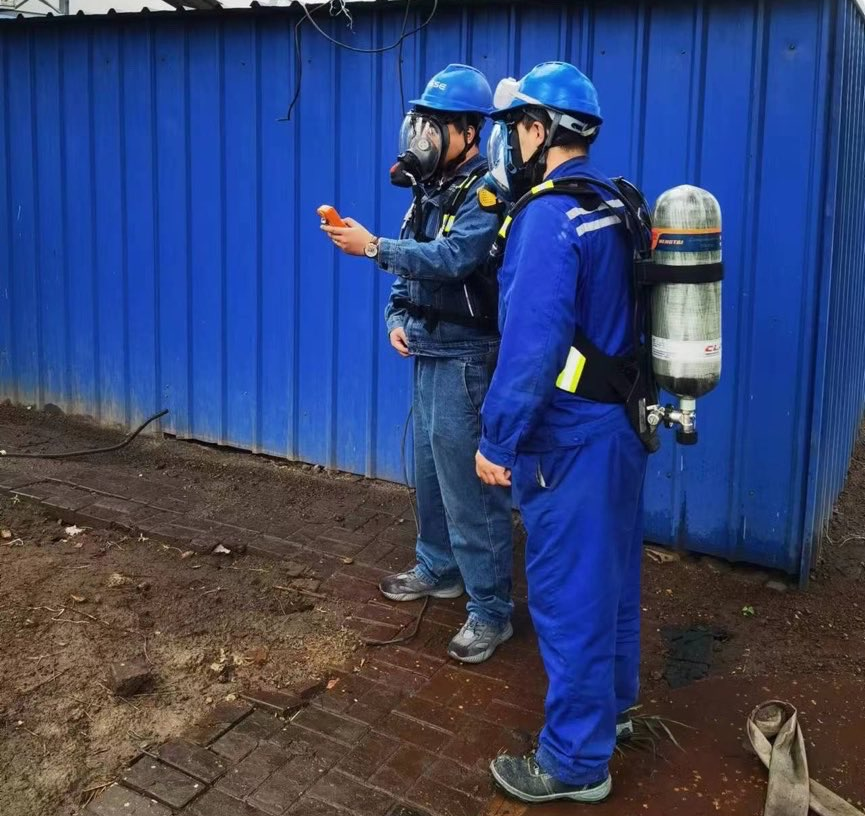 中晶極智科技天津榮程運營部在高溫條件下順利完成檢修任務